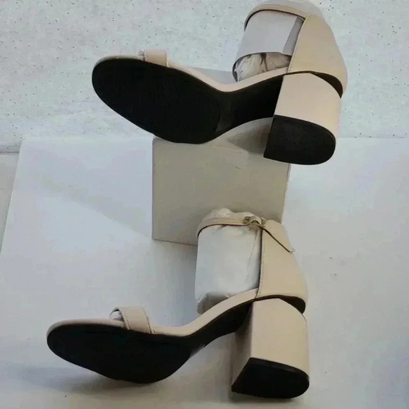 Qupid heeled ankle strap sandals - Picture 9 of 10